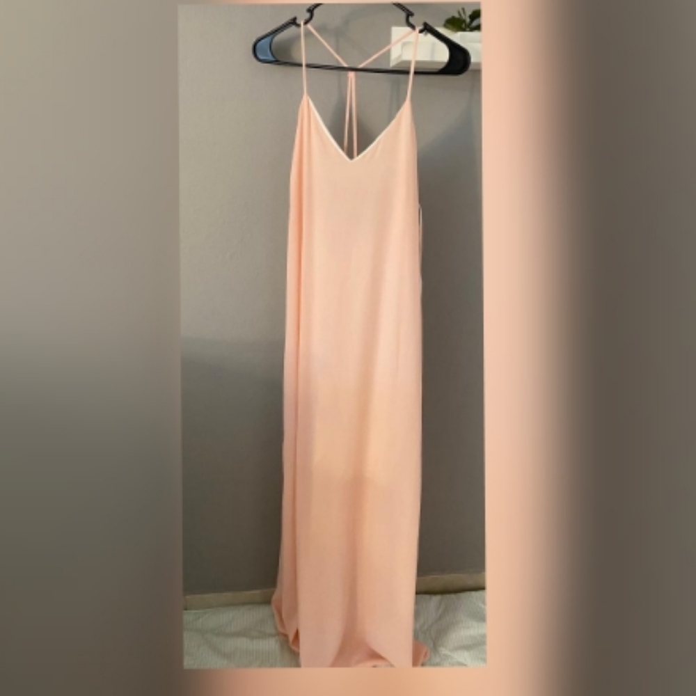 NEW - Beautiful dress